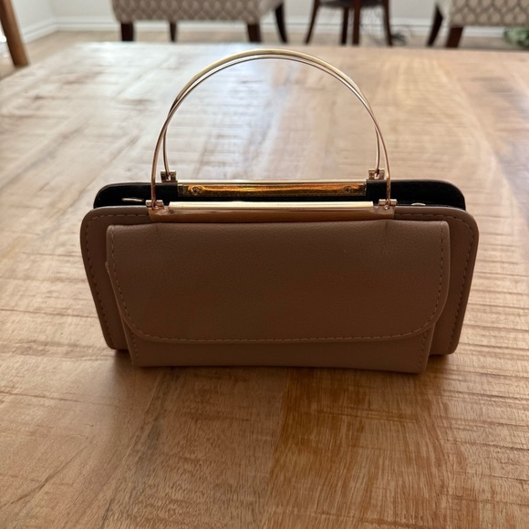 Chic Tan Clutch with Gold Accents - Picture 6 of 8